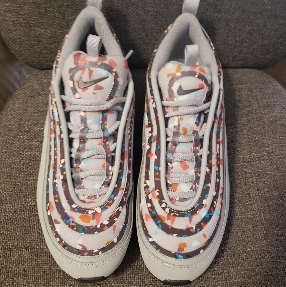 Nike air max
